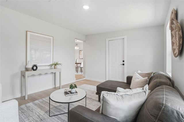 725 LOGAN DRIVE, Longwood, FL 32750
