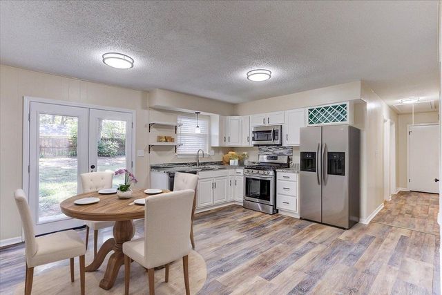 381 BOULDINCREST AVE, Collierville, TN 38017