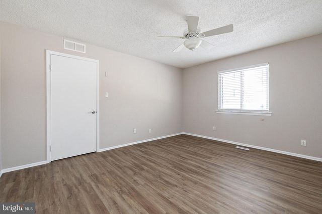 211 WOODHOLLOW DR, Marlton, NJ 08053