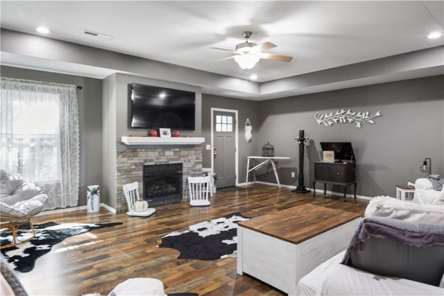 15225 Prairie Grove Lake Road, Prairie Grove, AR 72753