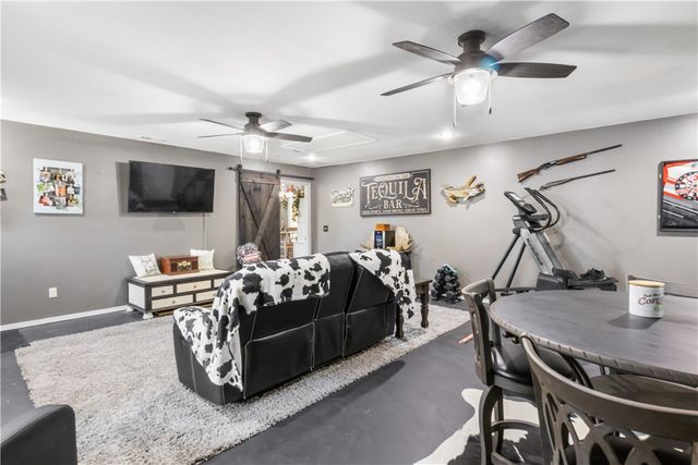 15225 Prairie Grove Lake Road, Prairie Grove, AR 72753