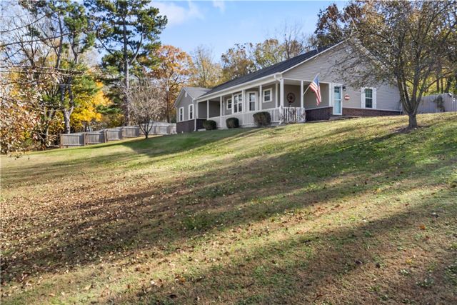 15225 Prairie Grove Lake Road, Prairie Grove, AR 72753