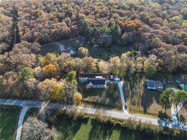 15225 Prairie Grove Lake Road, Prairie Grove, AR 72753