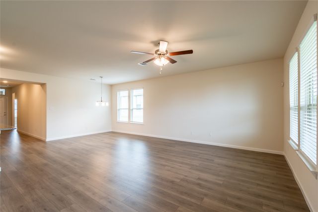 417 Vawter Drive, Van Alstyne, TX 75495
