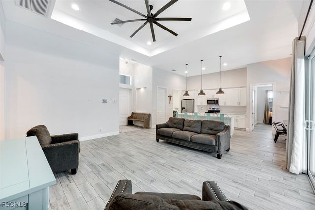 2823 SW 46th TER, Cape Coral, FL 33914