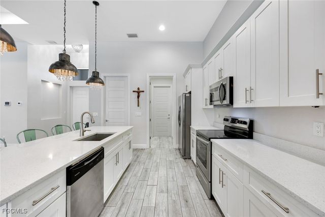 2823 SW 46th TER, Cape Coral, FL 33914