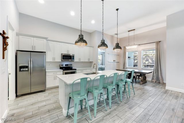 2823 SW 46th TER, Cape Coral, FL 33914