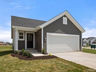 712 Courtshire Crossing, Truesdale, MO 63380