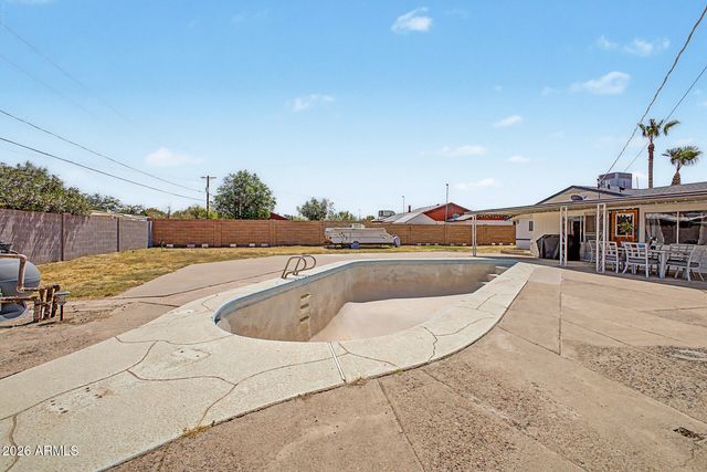 10202 E JONES Avenue, Mesa, AZ 85208