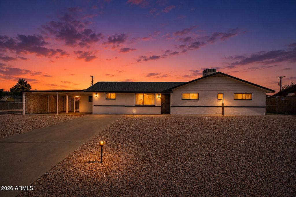 10202 E JONES Avenue, Mesa, AZ 85208