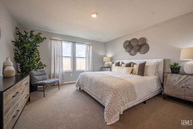 14005 Ivory Chalice Drive 25 LW, Bakersfield, CA 93311