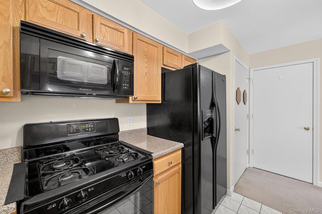 261 Ruth Court, Middletown, NY 10940