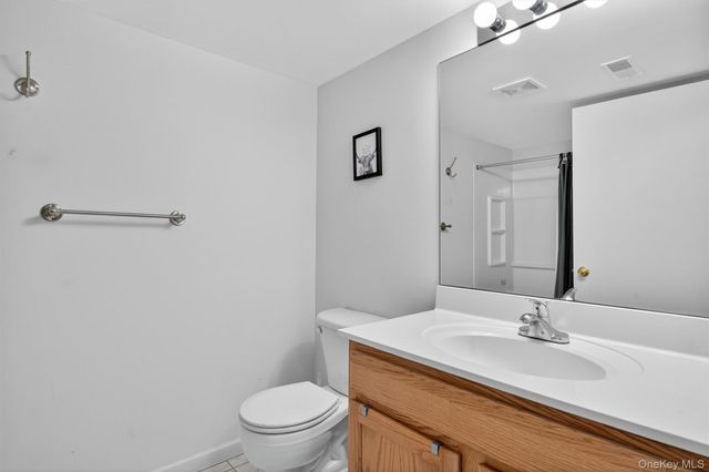 261 Ruth Court, Middletown, NY 10940