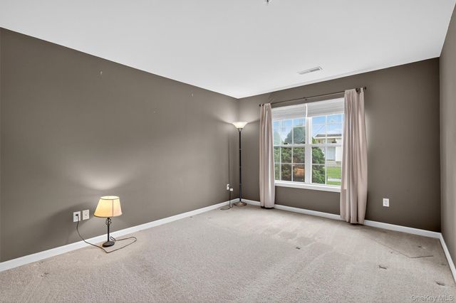 261 Ruth Court, Middletown, NY 10940