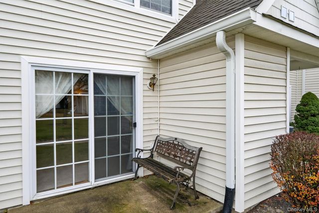 261 Ruth Court, Middletown, NY 10940