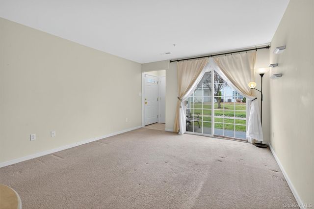 261 Ruth Court, Middletown, NY 10940