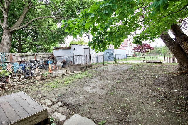 3097 W 106th Street, Cleveland, OH 44111