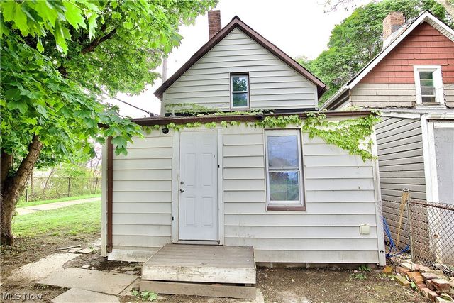3097 W 106th Street, Cleveland, OH 44111
