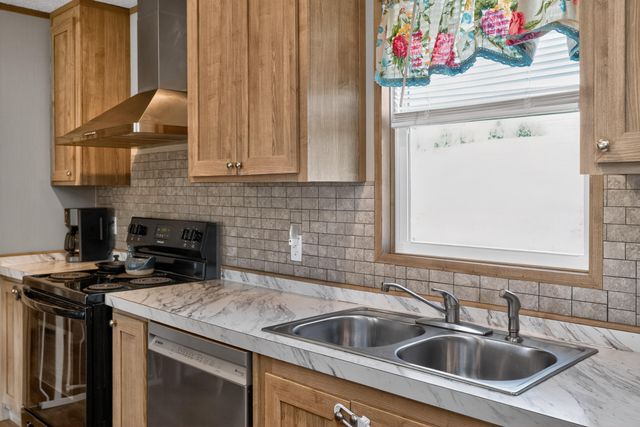 141 George Lane Road, Lancaster, KY 40444