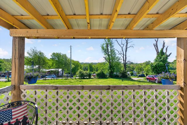141 George Lane Road, Lancaster, KY 40444