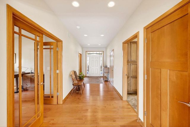 2417 Jeffy Trail, Madison, WI 53719