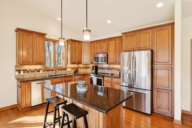 2417 Jeffy Trail, Madison, WI 53719