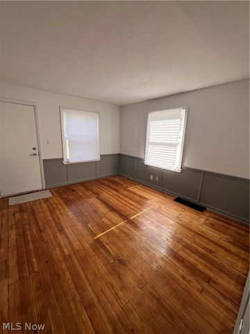 1093 Joy Avenue, Akron, OH 44306