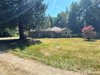 6923 Formerly Lane, Clinton, WA 98236