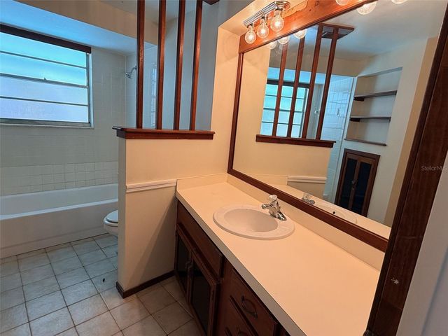 5812 24TH STREET COURT W, Bradenton, FL 34207