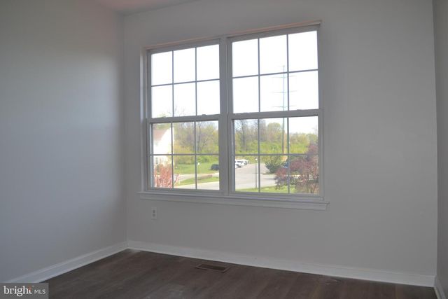 7104 COLLINSWORTH PL, Frederick, MD 21703