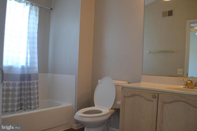 7104 COLLINSWORTH PL, Frederick, MD 21703