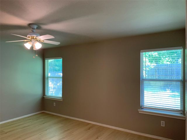 5739 Wandering Creek Drive, Richmond, TX 77469