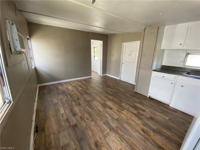 4900 Tice ST, Fort Myers, FL 33905