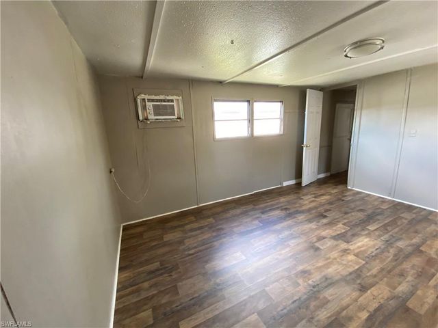 4900 Tice ST, Fort Myers, FL 33905