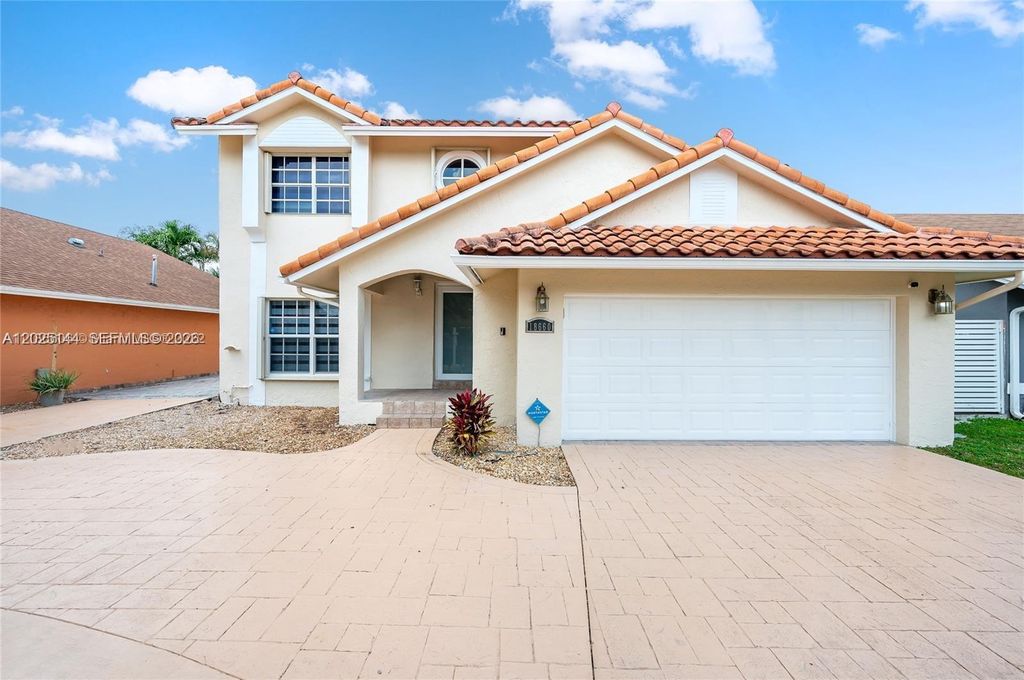 18660 NW 78th Avenue 0, Hialeah, FL 33015