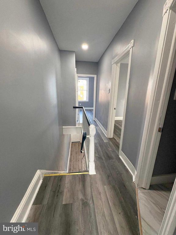 Image 16 of property listing at 526 E WILLARD ST, Philadelphia, PA 19134