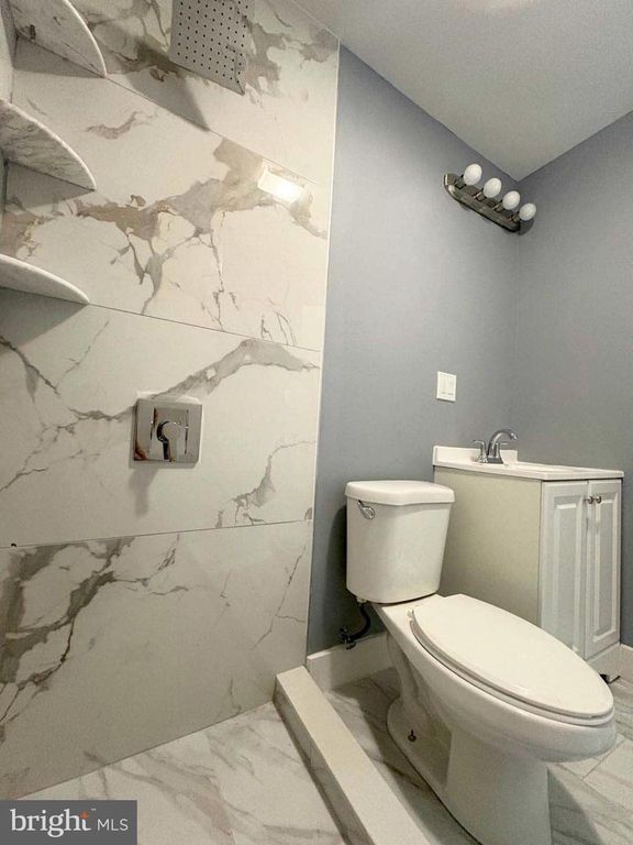 Image 23 of property listing at 526 E WILLARD ST, Philadelphia, PA 19134