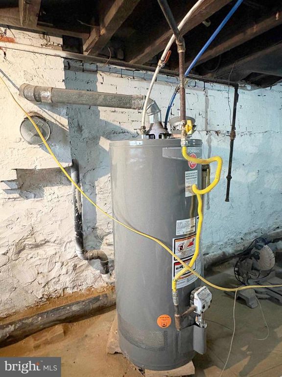 Image 26 of property listing at 526 E WILLARD ST, Philadelphia, PA 19134