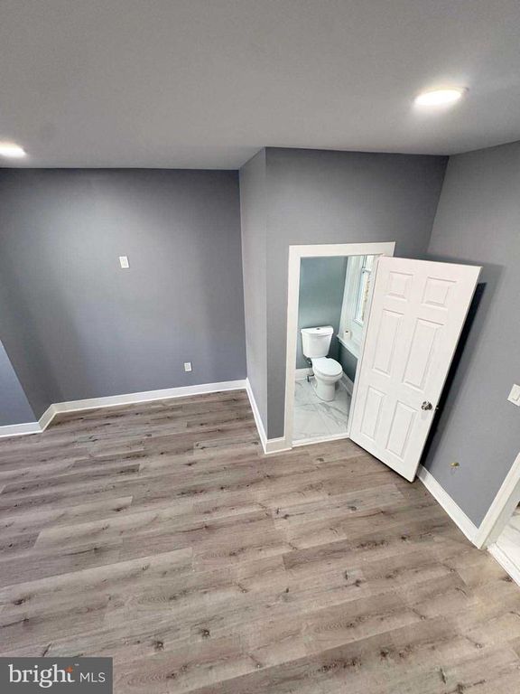 Image 7 of property listing at 526 E WILLARD ST, Philadelphia, PA 19134