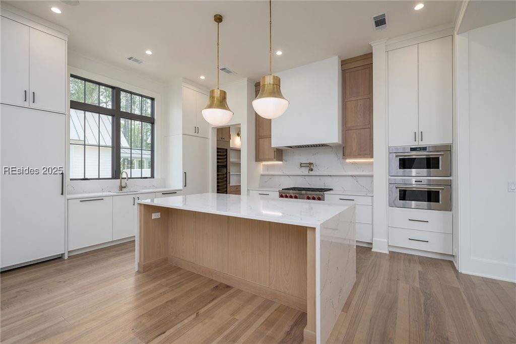 Image 12 of property listing at 34 Lupine Rd, Bluffton, SC 29910