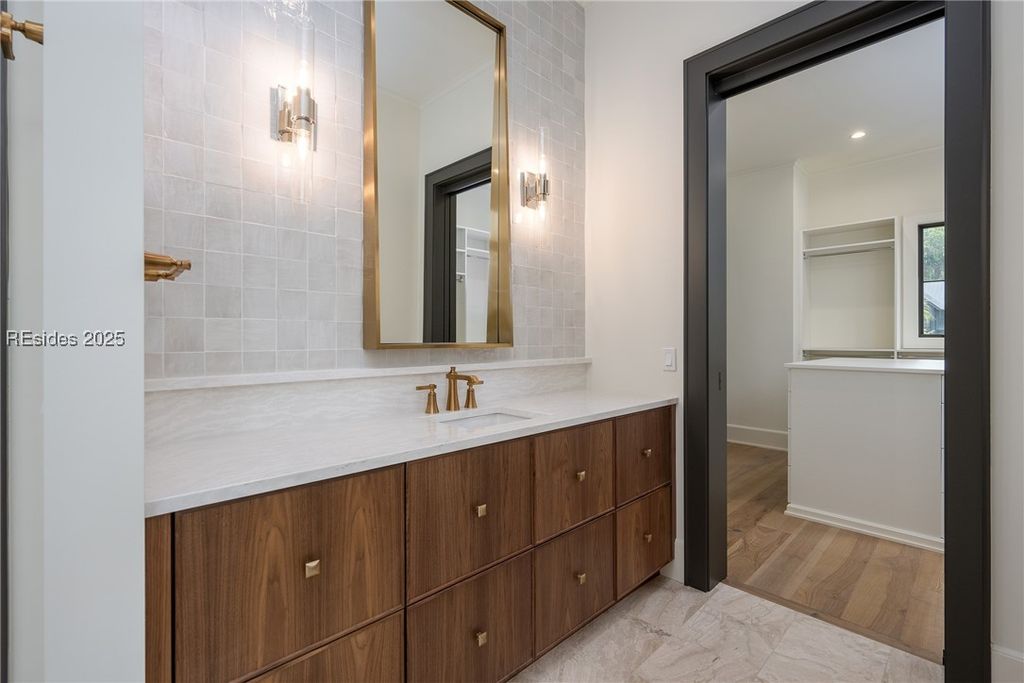 Image 32 of property listing at 34 Lupine Rd, Bluffton, SC 29910