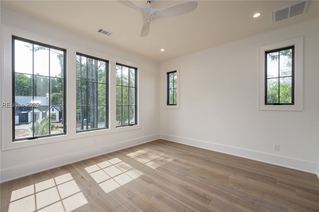 Image 40 of property listing at 34 Lupine Rd, Bluffton, SC 29910