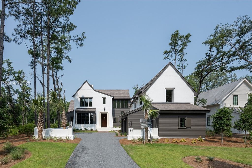 Image 71 of property listing at 34 Lupine Rd, Bluffton, SC 29910
