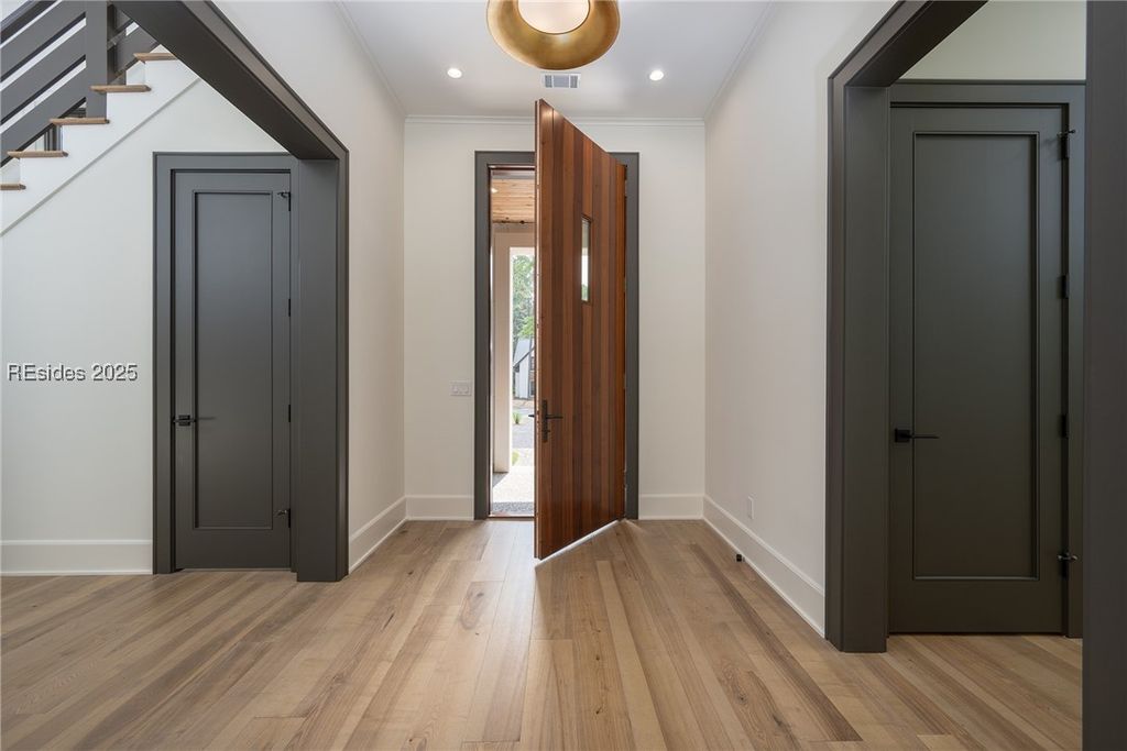 Image 8 of property listing at 34 Lupine Rd, Bluffton, SC 29910