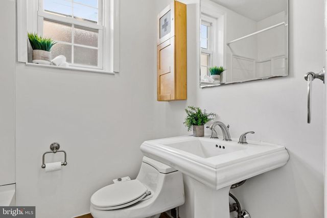 2428 S 16TH ST, Philadelphia, PA 19145