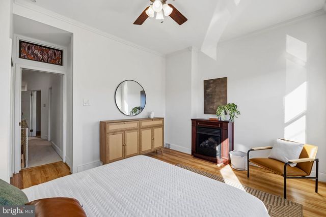 2428 S 16TH ST, Philadelphia, PA 19145