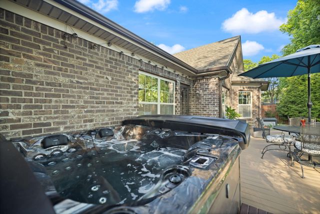 144 Cherry Hill Drive, Georgetown, KY 40324