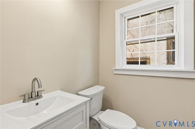 331 Glenwood Ct, Petersburg, VA 23803