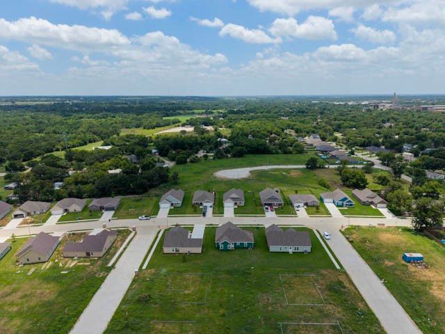 617 Crockett Drive, Cleburne, TX 76033
