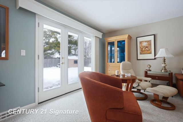 400 Mayflower Drive, Saginaw Twp, MI 48638